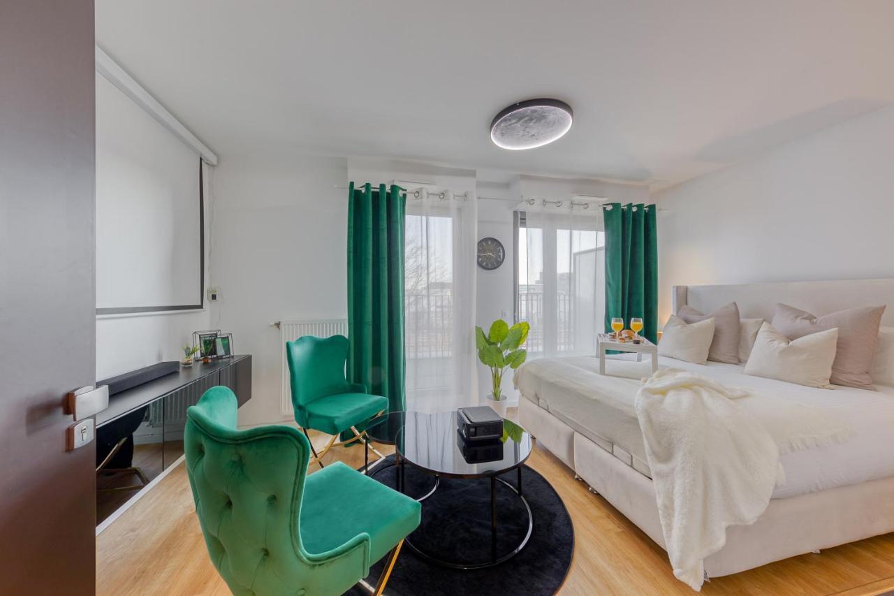 Cinema Moon Luxury - Gare 3Min - Proche Paris Διαμέρισμα Massy  Εξωτερικό φωτογραφία