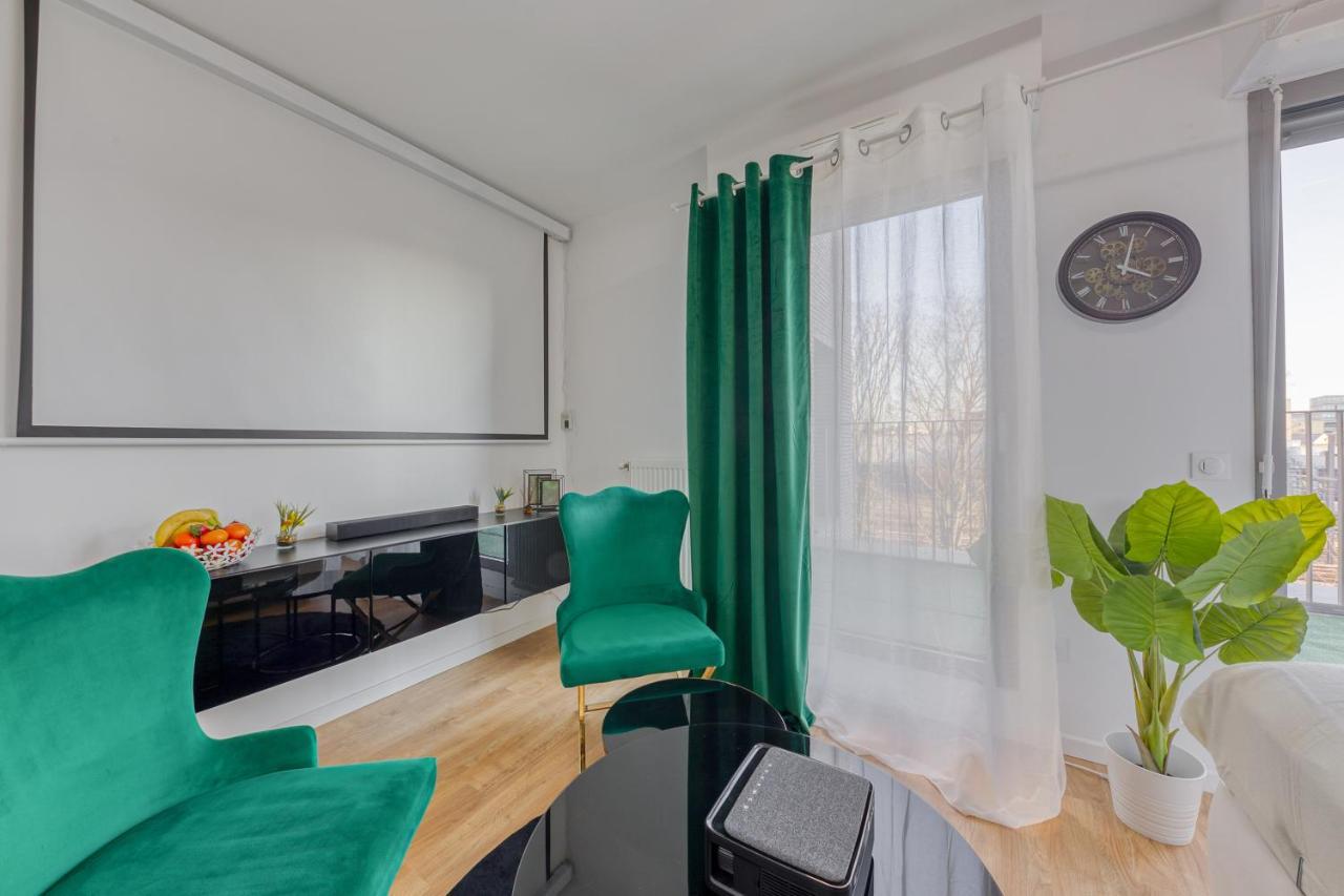 Cinema Moon Luxury - Gare 3Min - Proche Paris Διαμέρισμα Massy  Εξωτερικό φωτογραφία